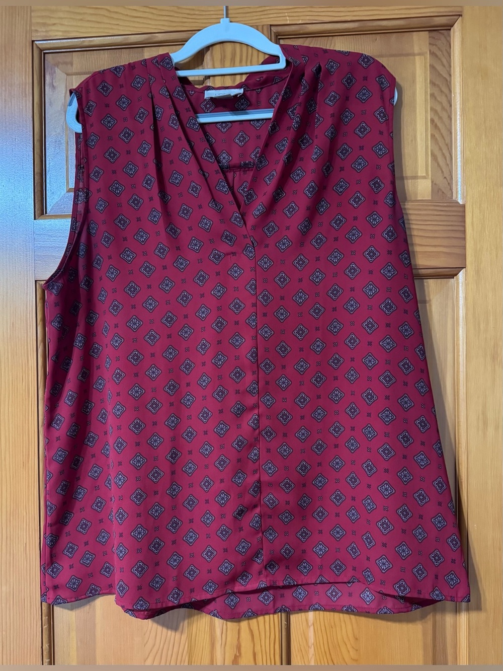LOFT Burgundy Sleeveless Geo-Print Blouse Size XL